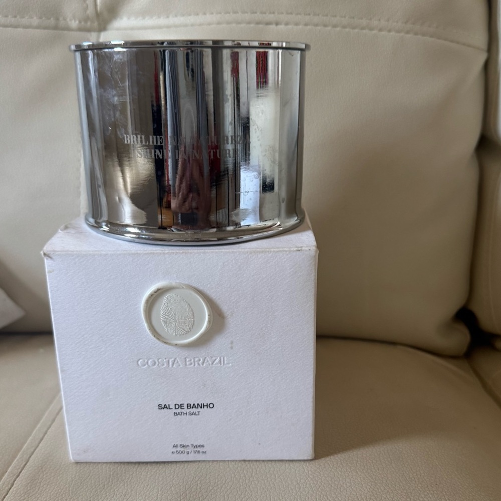 NEW COSTA BRAZIL NEW! Skincare Set with Silver and White Packaging - Picture 8 of 16